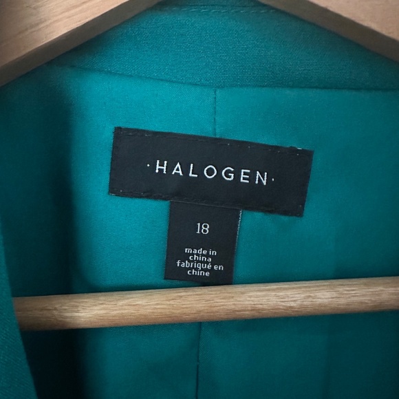 Blazer & Matching Satin Shirt - Picture 3 of 7